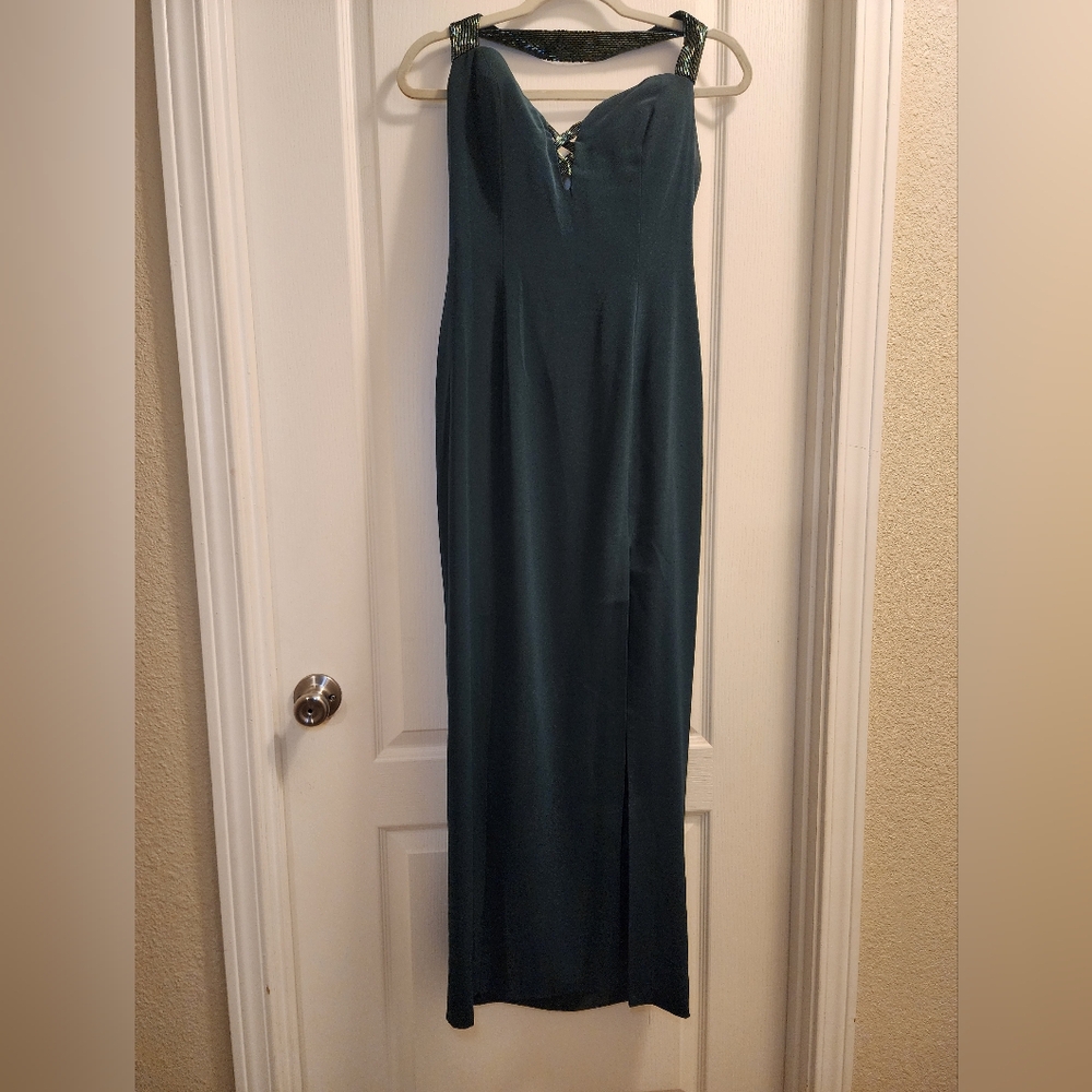 Elegant EMERALD Green Evening Gown